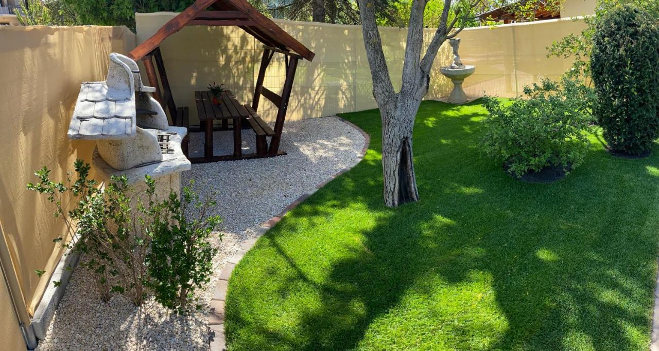 Villa Relax Apartman Gárdony Exteriér fotografie